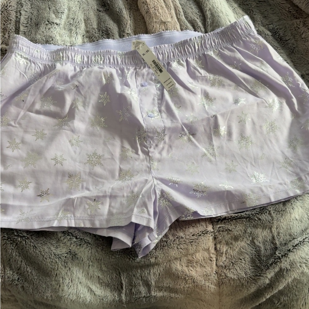 Victoria secret pink Lavender Snowflake Women's Sleep Shorts